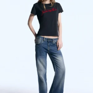 remera cursiva